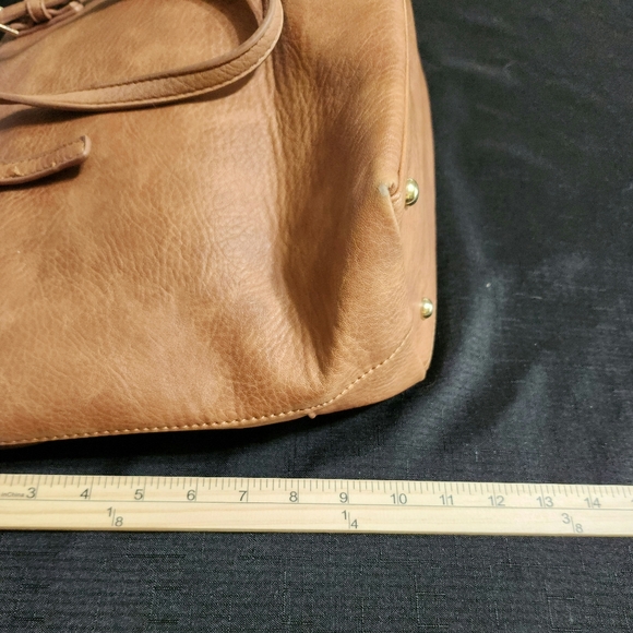 Urban Expressions tan tote bag - Picture 10 of 10